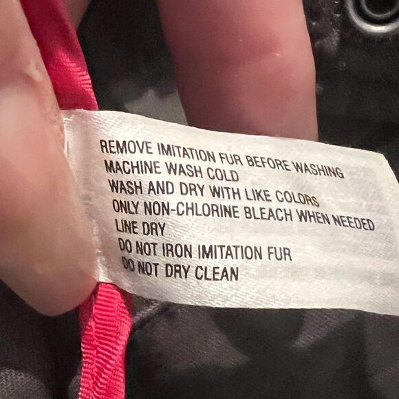 Parka, coat or trench. More of a military green with a fuchsia trim out. - Picture 10 of 16